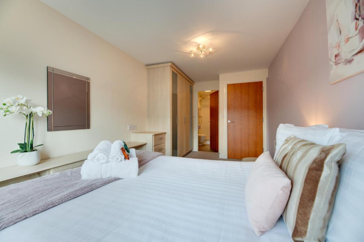 Stephenson Sleepers Apartments - By Week2Week Gateshead Esterno foto
